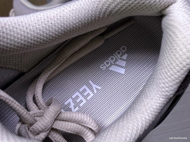 700 Boost Adidas v2 Tephra FU7914 Yeezy 0816